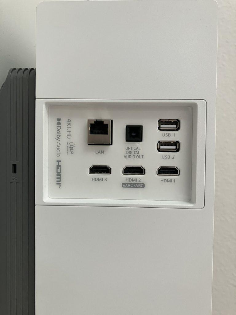 Anschlüsse des LG HU715QW